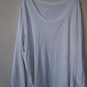 Terra & Sky Women's Long Sleeve Top - Classic White